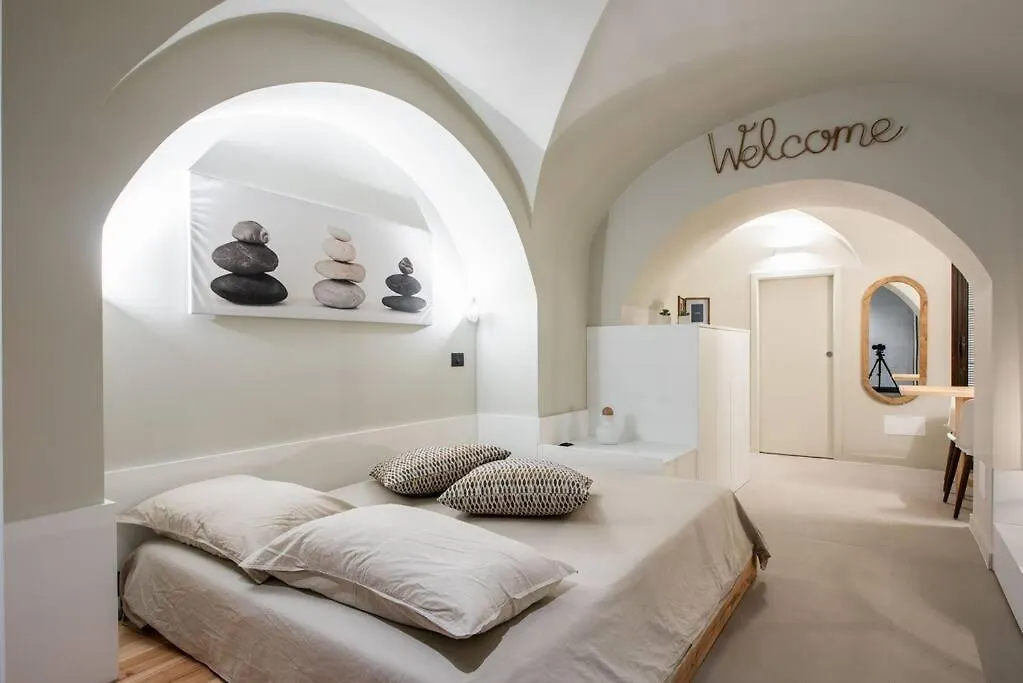De Felice Home location